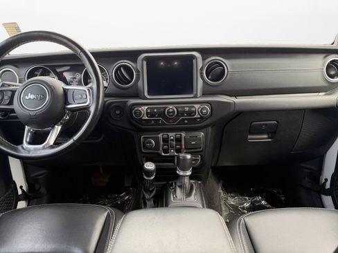 Used 2021 Jeep Gladiator Overland w/ Popular Equipment Package AWD/4WD image 11