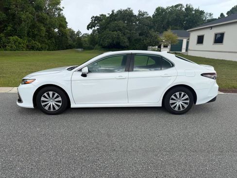 Used 2021 Toyota Camry LE w/ Cold Weather Package FWD image 4