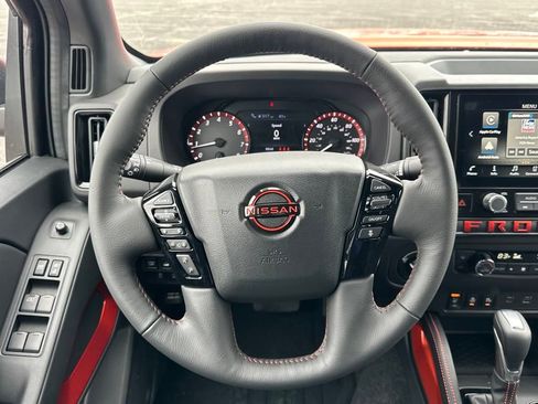 New 2025 Nissan Frontier PRO-4X w/ Pro Convenience Package image 8