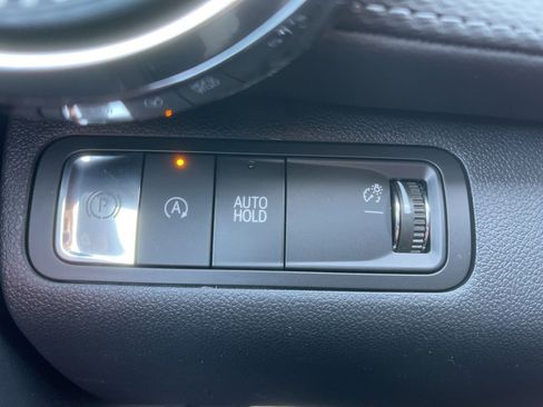 New 2026 Chevrolet Equinox LT w/ Convenience Package II image 13