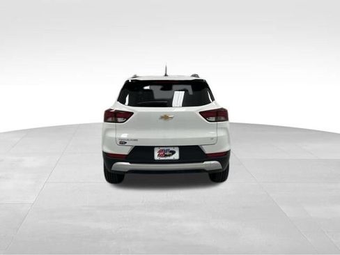 New 2026 Chevrolet TrailBlazer LT w/ Convenience Package FWD image 18