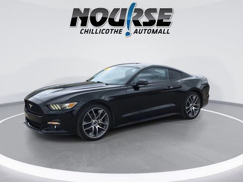 Used 2017 Ford Mustang Premium RWD image 4