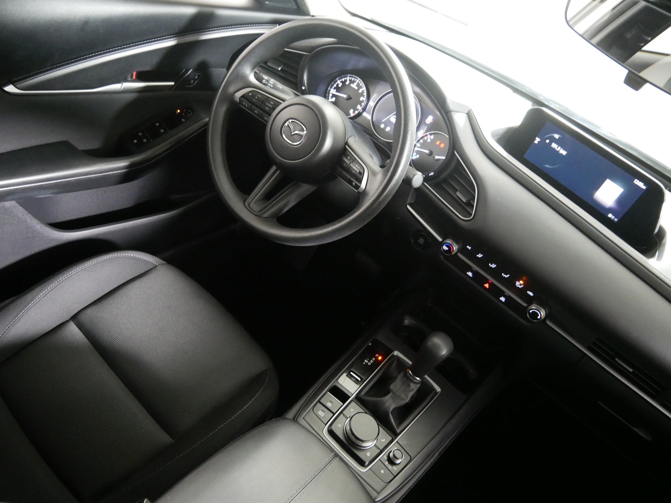 Used 2024 MAZDA CX-30 AWD 2.5 S image 9