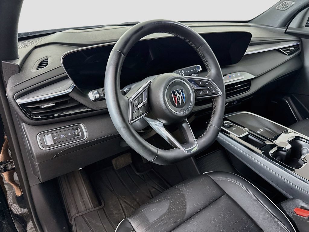 Used 2025 Buick Enclave Sport Touring w/ Power Package FWD image 9