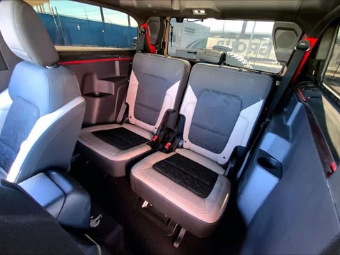 Used 2022 Ford Bronco Wildtrak image 74