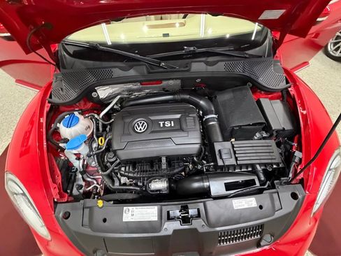 Used 2015 Volkswagen Beetle 1.8T FWD image 54