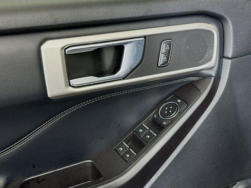 Used 2020 Ford Explorer XLT w/ Equipment Group 202A image 15