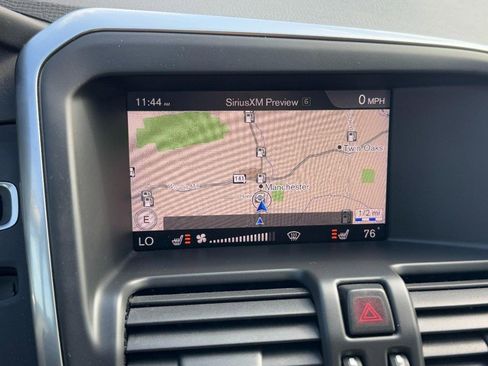 Used 2017 Volvo XC60 T5 Inscription w/ Preferred Option Package image 21