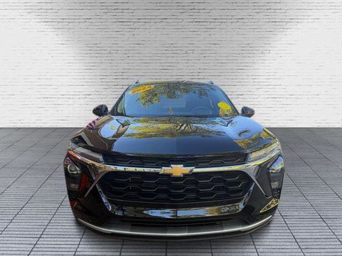 Used 2024 Chevrolet Trax LT image 6