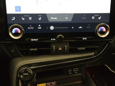 Used 2025 Lexus NX 350h AWD w/ Cold Area Package image 32