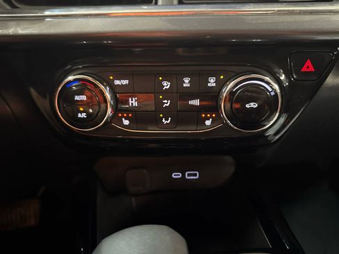 Certified 2025 Chevrolet Trax ACTIV w/ Driver Confidence Package image 26