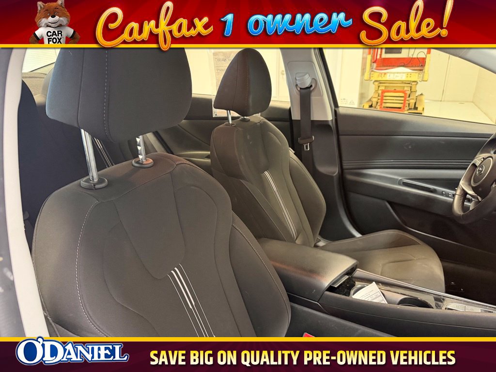 Used 2023 Hyundai Elantra SEL w/ Convenience Package FWD image 13