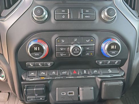 Used 2020 GMC Sierra 1500 SLT w/ SLT Premium Plus Package image 25