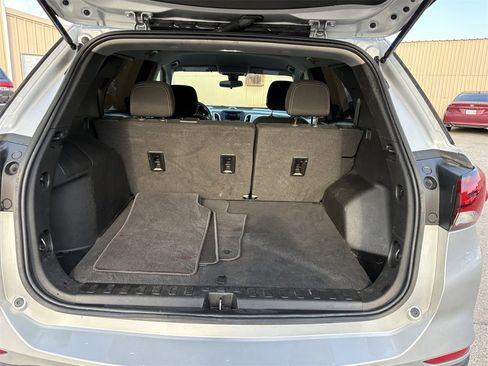 Used 2022 Chevrolet Equinox LS w/ LS Convenience Package image 25