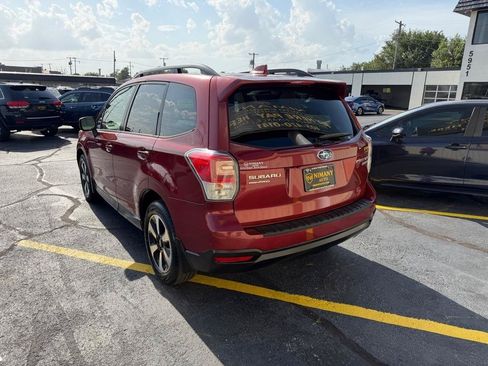 Used 2017 Subaru Forester 2.5i Premium w/ All-Weather Package AWD/4WD image 4