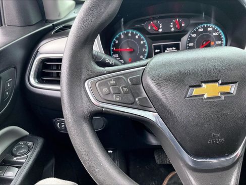 Used 2018 Chevrolet Equinox LS image 13