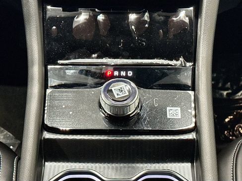 New 2025 Jeep Grand Cherokee L Laredo image 27