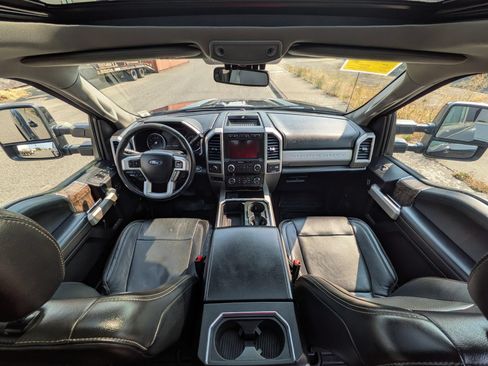 Used 2019 Ford F350 Lariat AWD/4WD image 10