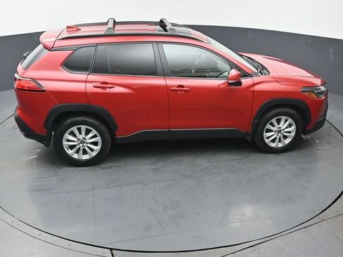 Certified 2022 Toyota Corolla Cross LE w/ Moonroof Package AWD/4WD image 44