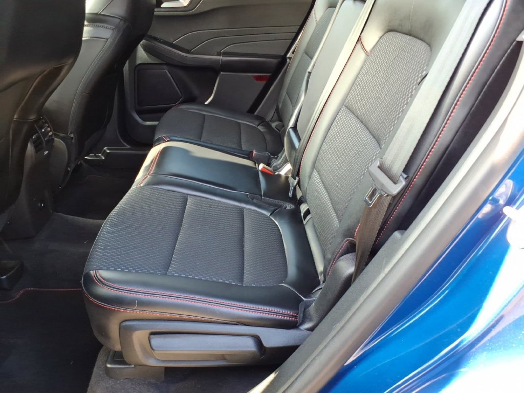 Used 2023 Ford Escape ST-Line w/ Tech Pack #1 AWD/4WD image 12