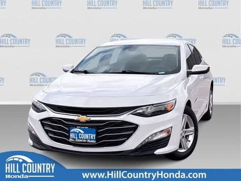 Used 2024 Chevrolet Malibu LT FWD image 1