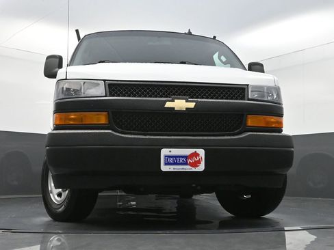 Used 2022 Chevrolet Express 2500 w/ Driver Convenience Package RWD image 20