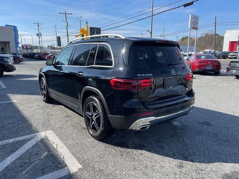 Used 2026 Mercedes-Benz GLB 250 4MATIC image 7