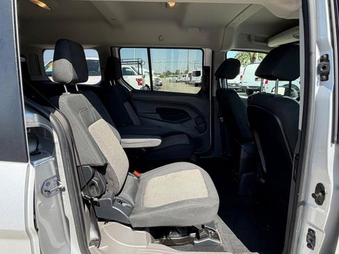 Used 2022 Ford Transit Connect XL FWD image 37