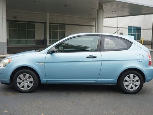Used 2008 Hyundai Accent GS image 4