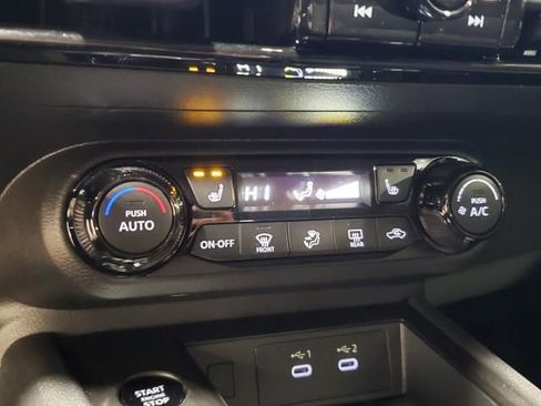 New 2026 Nissan Kicks SV image 28