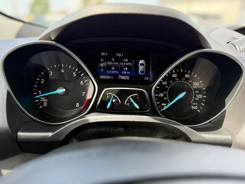 Used 2017 Ford Escape S FWD image 22