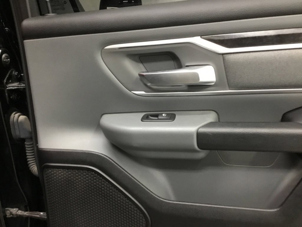 Used 2020 RAM 1500 Big Horn AWD/4WD image 19