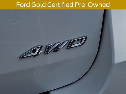 Certified 2024 Ford Explorer XLT w/ Equipment Group 202A AWD/4WD image 38