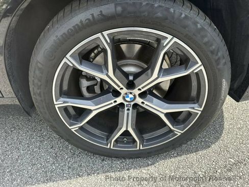 Used 2026 BMW X5 xDrive50e w/ M Sport Package AWD/4WD image 28