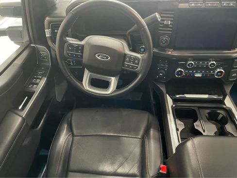 Certified 2023 Ford F250 Lariat w/ Lariat Ultimate Package AWD/4WD image 11