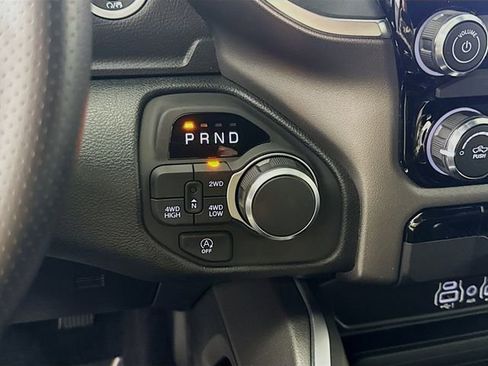 New 2026 RAM 1500 Express AWD/4WD image 16