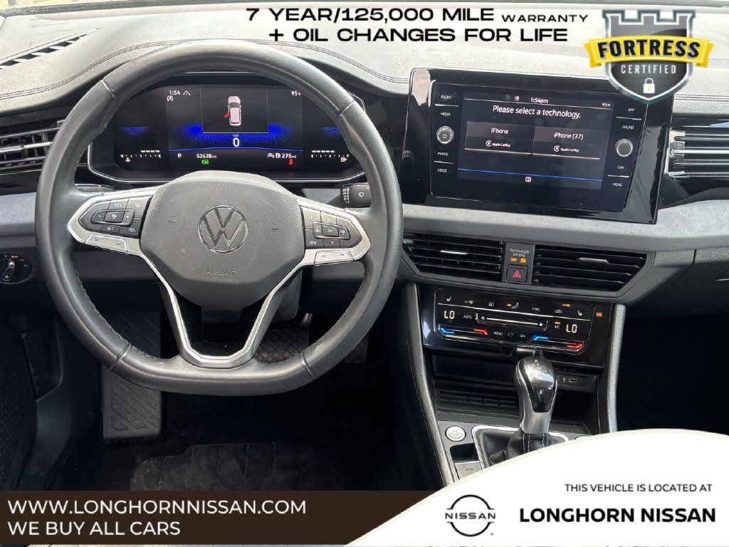 Used 2025 Volkswagen Jetta SE FWD image 10