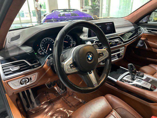 Used 2019 BMW M760i xDrive w/ Luxury Rear Seating Package AWD/4WD image 40