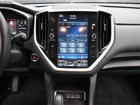 Used 2024 Subaru Ascent Premium w/ Convenience Package image 17