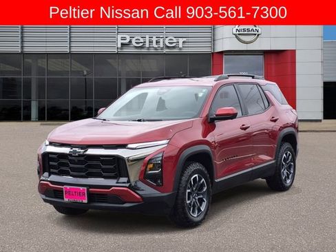 Used 2025 Chevrolet Equinox ACTIV w/ Safety and Technology Package FWD image 3