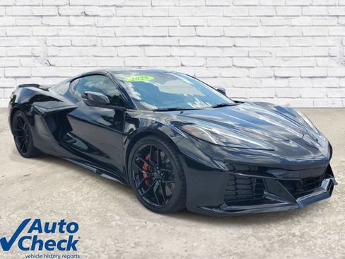 Used 2025 Chevrolet Corvette Z06 RWD image 5