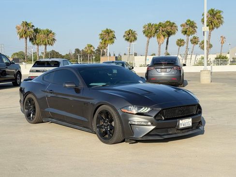 Used 2020 Ford Mustang GT Premium w/ Equipment Group 401A RWD image 4