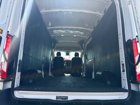 Used 2024 Ford Transit 250 148 Medium Roof w/ Load Area Protection Package RWD image 16