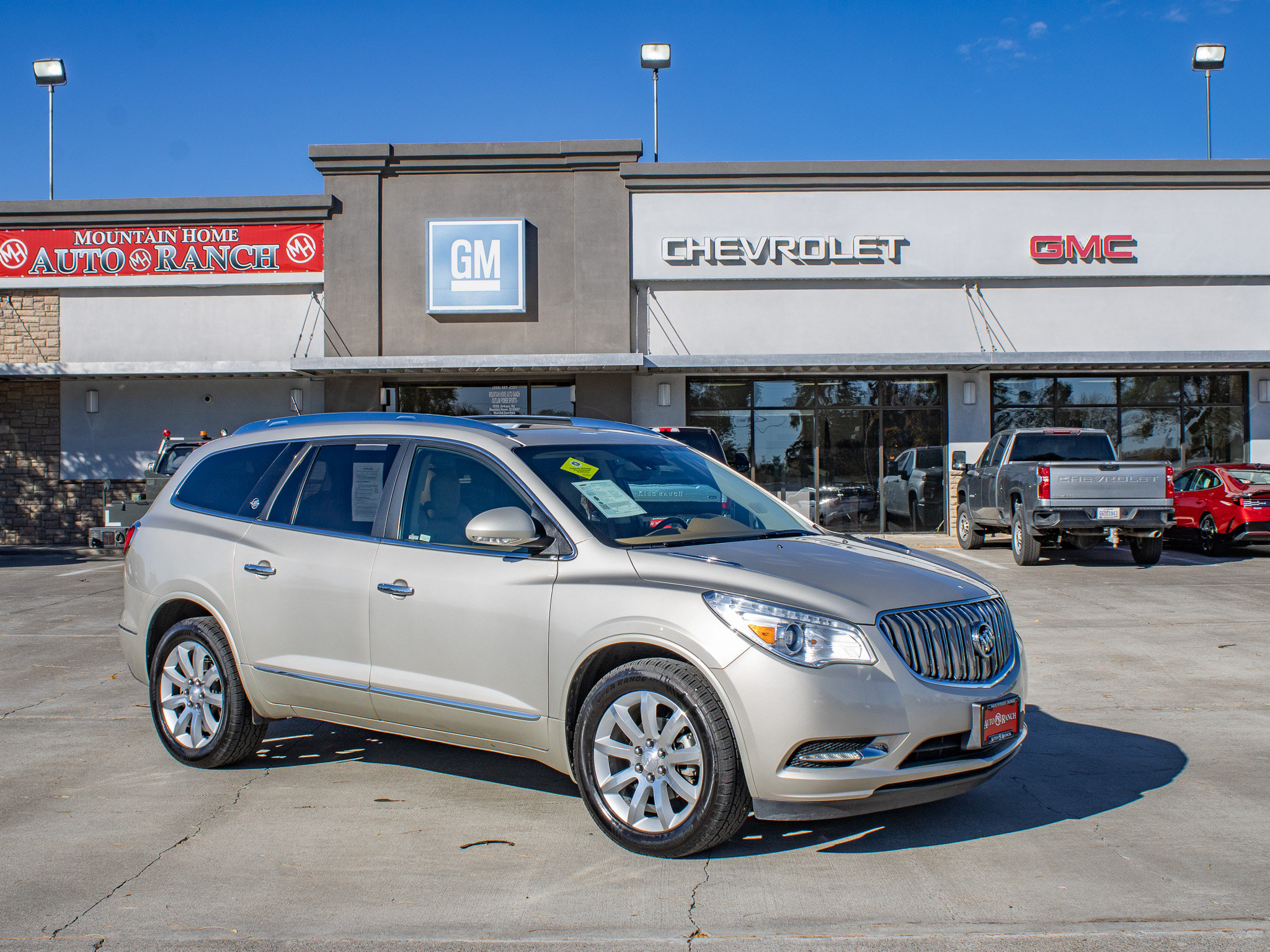 Used 2017 Buick Enclave Premium w/ Experience Buick Package AWD/4WD image 1