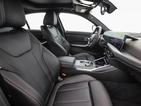 Certified 2025 BMW 330i xDrive 330i xDrive image 31