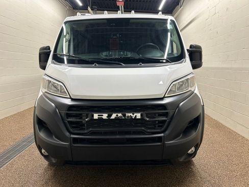 Used 2025 RAM ProMaster 2500 w/ Convenience Group FWD image 6
