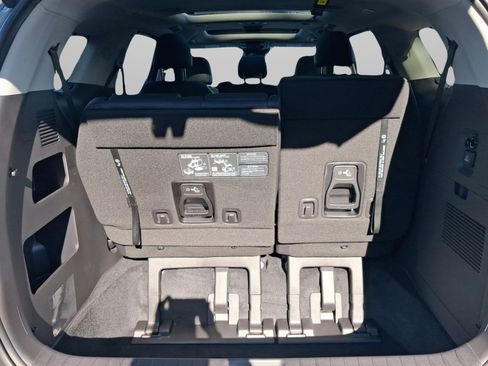 New 2026 Kia Carnival SX FWD image 14