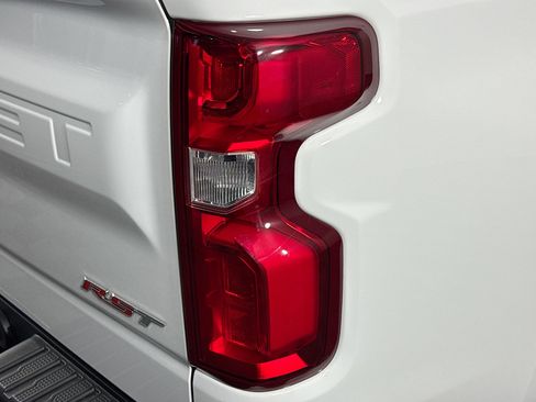Used 2023 Chevrolet Silverado 1500 RST image 32