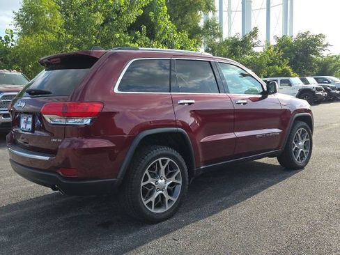 Used 2019 Jeep Grand Cherokee Limited AWD/4WD image 9