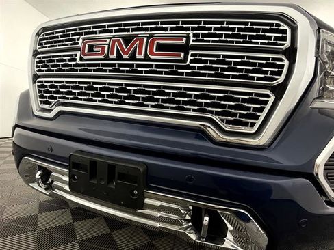 Used 2021 GMC Sierra 1500 Denali w/ Driver Alert Package II image 10